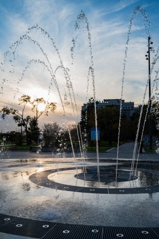 Аллея фонтанов на площади Ленина г. Благовещенск
