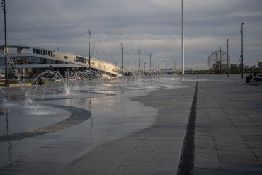 Аллея фонтанов на площади Ленина г. Благовещенск