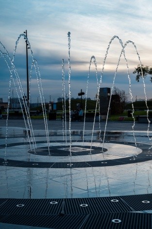 Аллея фонтанов на площади Ленина г. Благовещенск