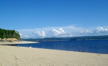 Дикий пляж «Золотые пески» пос. Снежногорский Зейский муниципальный округ