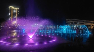 Аллея фонтанов на площади Ленина г. Благовещенск