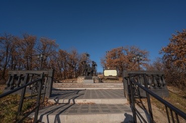 Памятник казакам-первопоселенцам г. Благовещенск