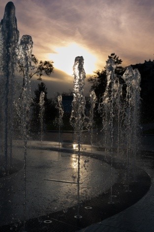 Аллея фонтанов на площади Ленина г. Благовещенск