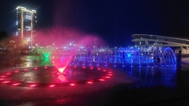 Аллея фонтанов на площади Ленина г. Благовещенск