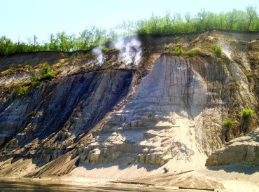 Природное явление «Горящие горы» Шимановский район