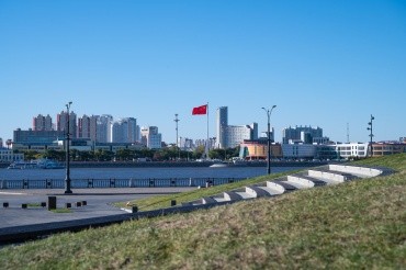 Амфитеатр на Набережной, Флагшток г. Благовещенск